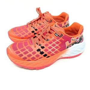 Hoka One One Women's Size 8 Clayton